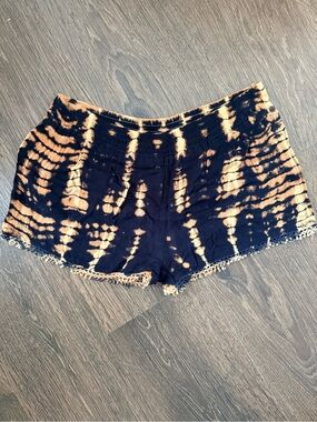 RAGA Black and Tan Tie-Dye High Waist Crochet-Trim Shorts